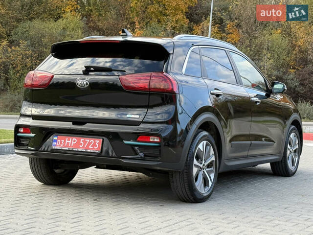 Чорний Кіа Niro, об'ємом двигуна 0 л та пробігом 84 тис. км за 19200 $, фото 1 на Automoto.ua