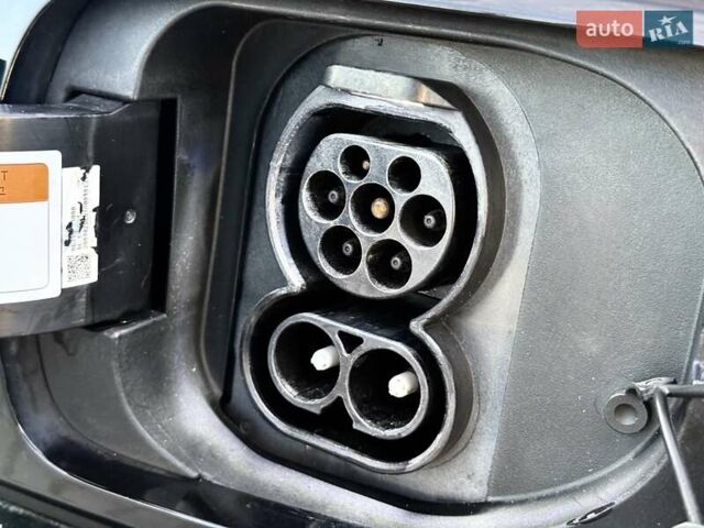 Черный Киа Niro, объемом двигателя 0 л и пробегом 89 тыс. км за 19350 $, фото 23 на Automoto.ua