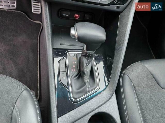 Черный Киа Niro, объемом двигателя 1.6 л и пробегом 78 тыс. км за 16100 $, фото 17 на Automoto.ua