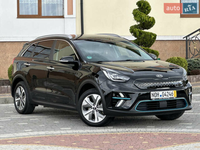 Чорний Кіа Niro, об'ємом двигуна 0 л та пробігом 51 тис. км за 21500 $, фото 2 на Automoto.ua