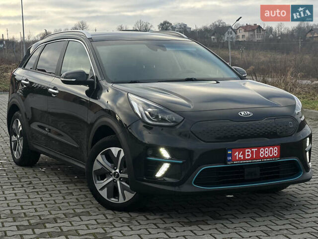 Черный Киа Niro, объемом двигателя 0 л и пробегом 117 тыс. км за 18870 $, фото 13 на Automoto.ua