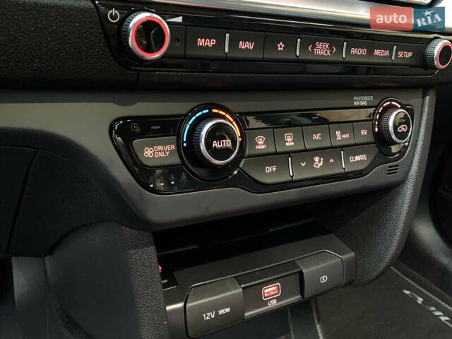 Черный Киа Niro, объемом двигателя 0 л и пробегом 60 тыс. км за 22799 $, фото 41 на Automoto.ua