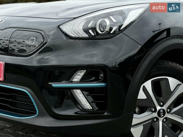 Черный Киа Niro, объемом двигателя 0 л и пробегом 80 тыс. км за 19999 $, фото 116 на Automoto.ua