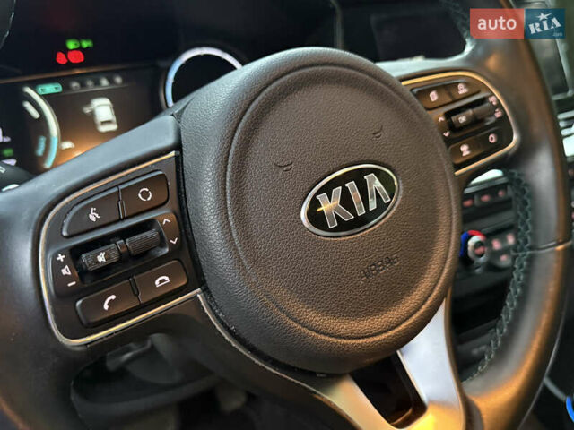 Черный Киа Niro, объемом двигателя 0 л и пробегом 123 тыс. км за 18199 $, фото 36 на Automoto.ua