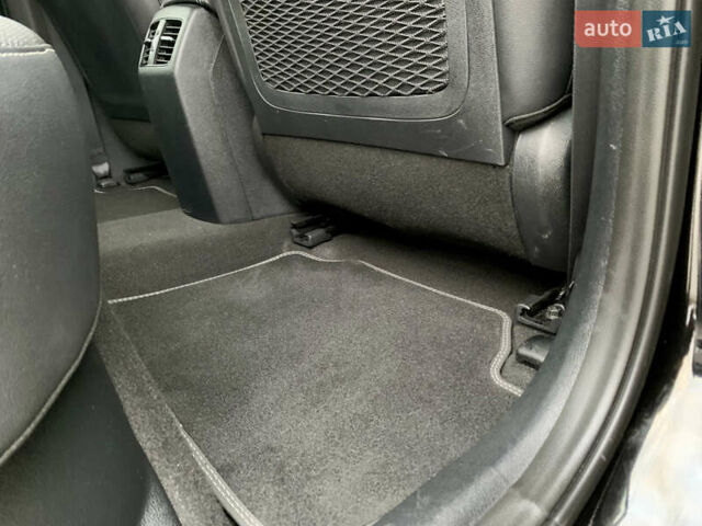 Черный Киа Niro, объемом двигателя 0 л и пробегом 94 тыс. км за 17900 $, фото 60 на Automoto.ua