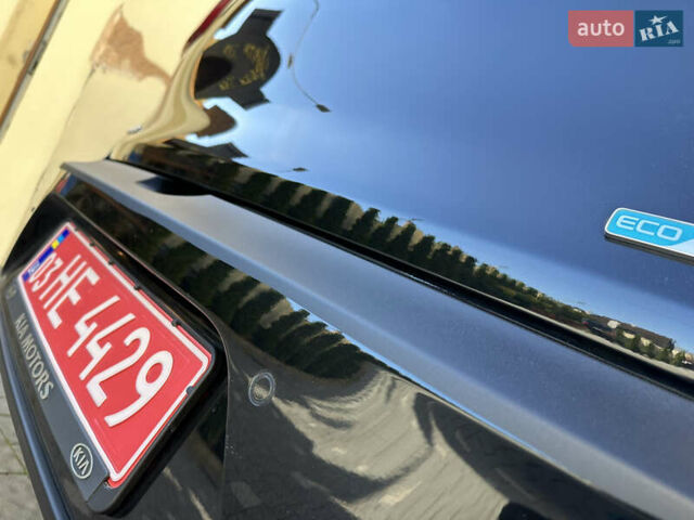 Черный Киа Niro, объемом двигателя 0 л и пробегом 127 тыс. км за 19750 $, фото 24 на Automoto.ua