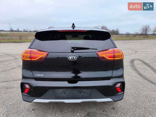 Черный Киа Niro, объемом двигателя 1.6 л и пробегом 78 тыс. км за 16100 $, фото 12 на Automoto.ua