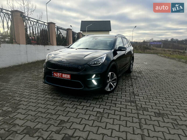 Черный Киа Niro, объемом двигателя 0 л и пробегом 117 тыс. км за 18870 $, фото 69 на Automoto.ua