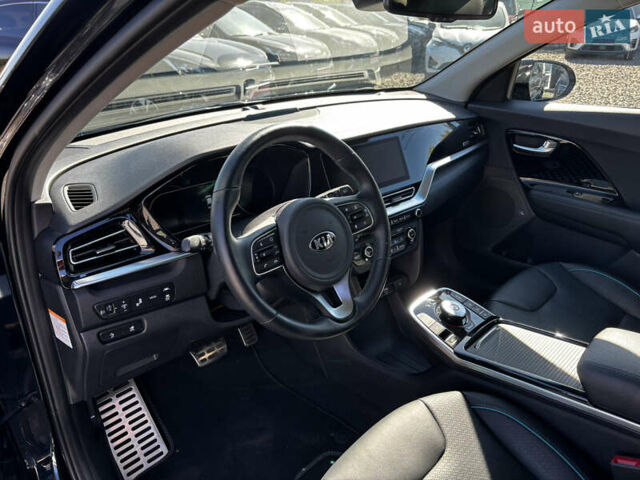 Черный Киа Niro, объемом двигателя 0 л и пробегом 59 тыс. км за 23900 $, фото 12 на Automoto.ua