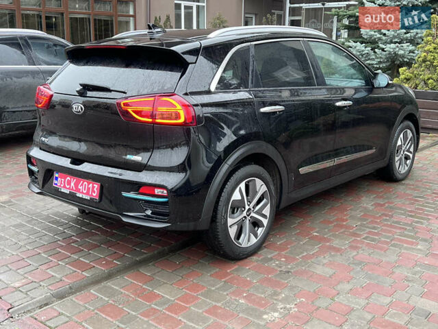 Черный Киа Niro, объемом двигателя 0 л и пробегом 117 тыс. км за 19200 $, фото 5 на Automoto.ua