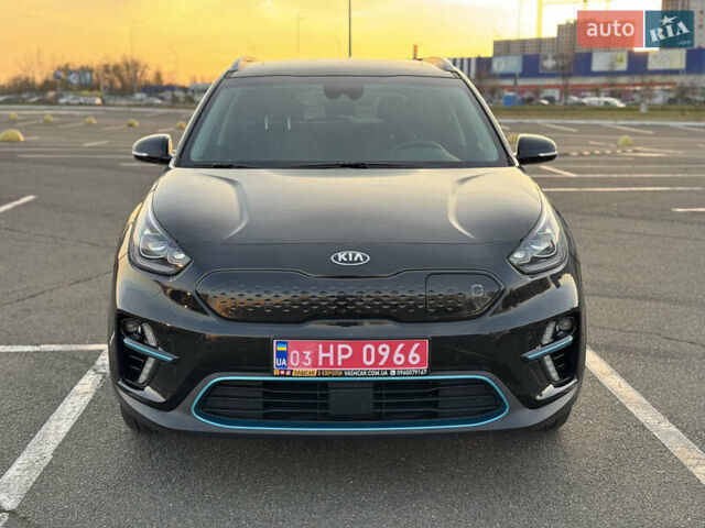 Чорний Кіа Niro, об'ємом двигуна 0 л та пробігом 155 тис. км за 20300 $, фото 12 на Automoto.ua