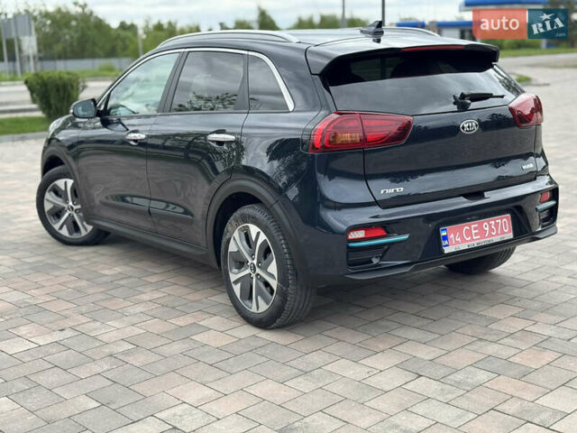 Черный Киа Niro, объемом двигателя 0 л и пробегом 96 тыс. км за 20999 $, фото 10 на Automoto.ua