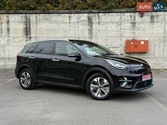 Черный Киа Niro, объемом двигателя 0 л и пробегом 80 тыс. км за 21850 $, фото 6 на Automoto.ua
