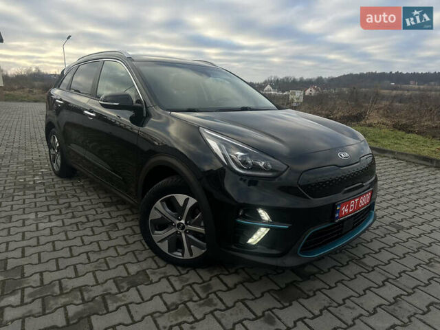 Черный Киа Niro, объемом двигателя 0 л и пробегом 117 тыс. км за 18870 $, фото 11 на Automoto.ua