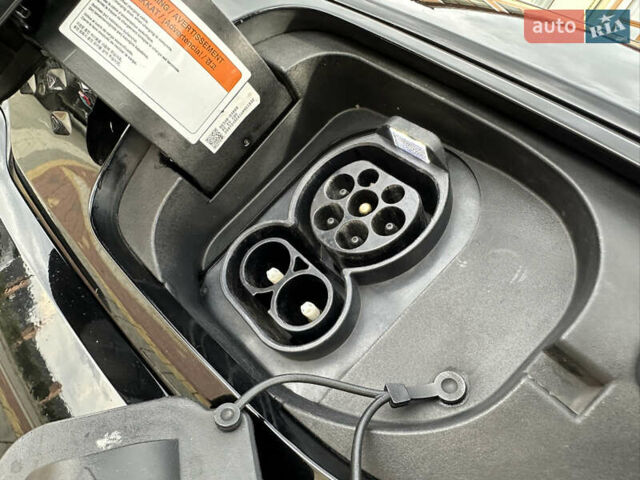 Чорний Кіа Niro, об'ємом двигуна 0 л та пробігом 51 тис. км за 21500 $, фото 20 на Automoto.ua