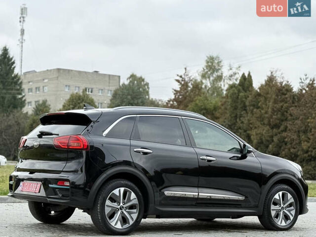 Черный Киа Niro, объемом двигателя 0 л и пробегом 80 тыс. км за 19650 $, фото 164 на Automoto.ua