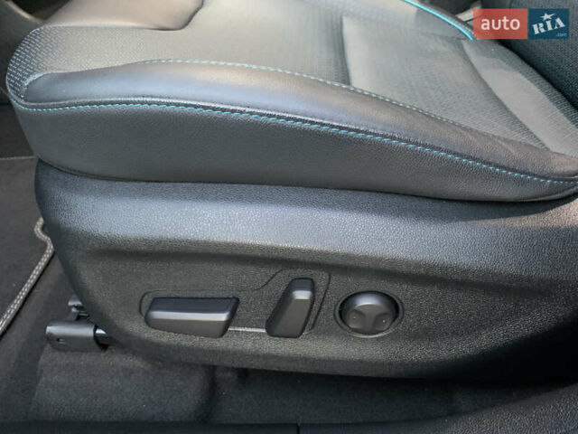 Черный Киа Niro, объемом двигателя 0 л и пробегом 60 тыс. км за 22799 $, фото 30 на Automoto.ua