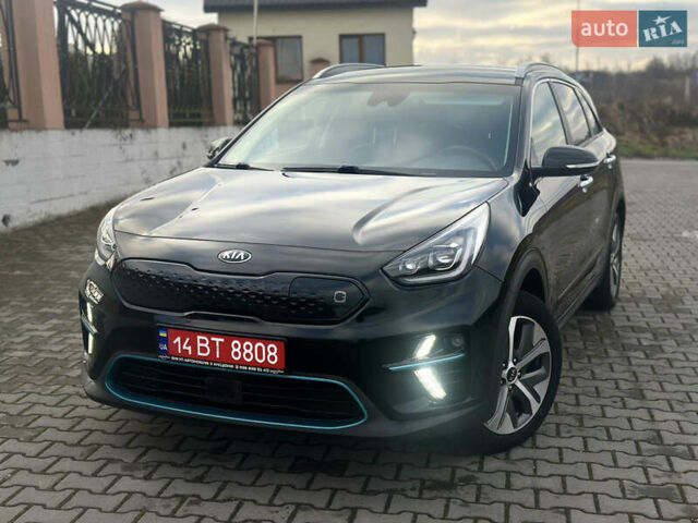 Черный Киа Niro, объемом двигателя 0 л и пробегом 117 тыс. км за 18870 $, фото 65 на Automoto.ua