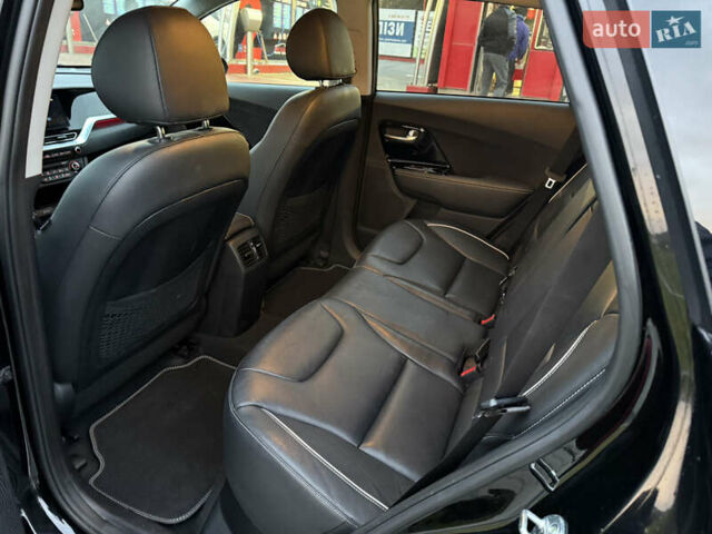 Черный Киа Niro, объемом двигателя 0 л и пробегом 78 тыс. км за 19300 $, фото 18 на Automoto.ua