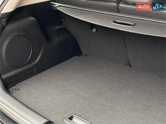 Черный Киа Niro, объемом двигателя 0 л и пробегом 80 тыс. км за 21899 $, фото 49 на Automoto.ua