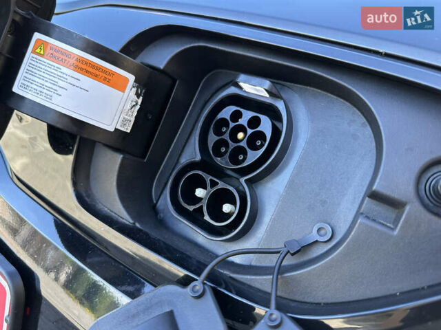 Черный Киа Niro, объемом двигателя 0 л и пробегом 127 тыс. км за 19750 $, фото 67 на Automoto.ua