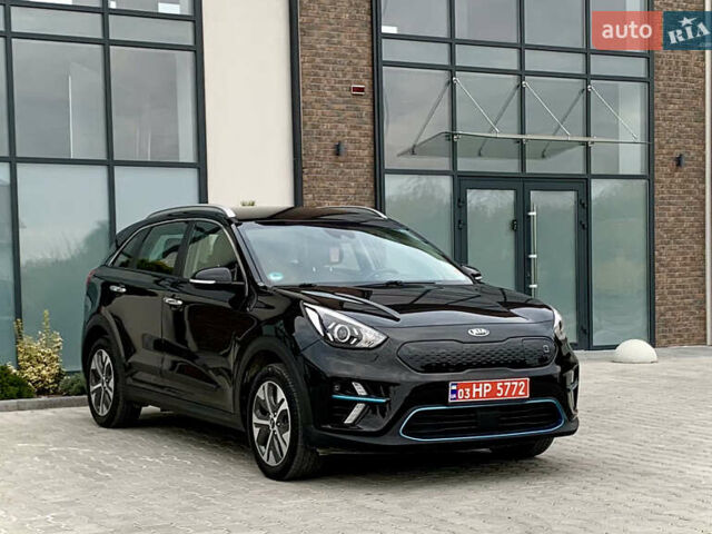 Черный Киа Niro, объемом двигателя 0 л и пробегом 94 тыс. км за 17900 $, фото 12 на Automoto.ua