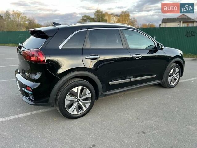 Черный Киа Niro, объемом двигателя 0 л и пробегом 121 тыс. км за 18999 $, фото 15 на Automoto.ua