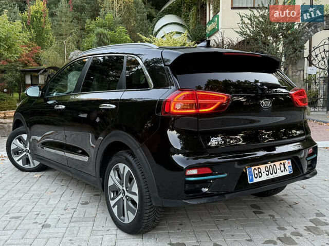 Черный Киа Niro, объемом двигателя 0 л и пробегом 123 тыс. км за 18199 $, фото 19 на Automoto.ua