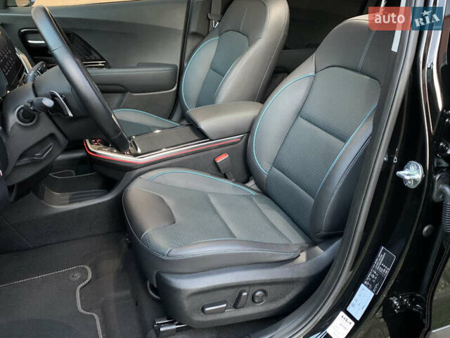 Черный Киа Niro, объемом двигателя 0 л и пробегом 60 тыс. км за 22799 $, фото 28 на Automoto.ua