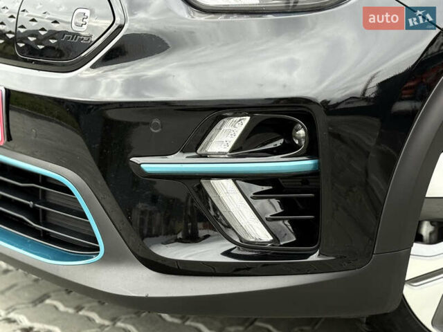 Черный Киа Niro, объемом двигателя 0 л и пробегом 80 тыс. км за 19650 $, фото 116 на Automoto.ua