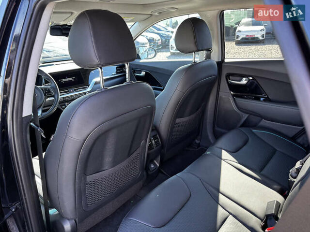 Черный Киа Niro, объемом двигателя 0 л и пробегом 59 тыс. км за 23900 $, фото 26 на Automoto.ua