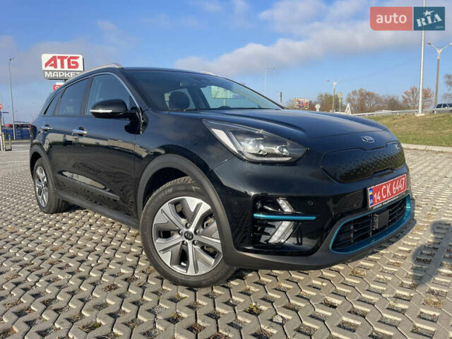 Черный Киа Niro, объемом двигателя 0 л и пробегом 61 тыс. км за 22999 $, фото 8 на Automoto.ua