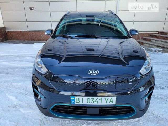 Черный Киа Niro, объемом двигателя 0 л и пробегом 6 тыс. км за 28500 $, фото 1 на Automoto.ua