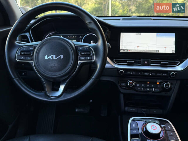 Черный Киа Niro, объемом двигателя 0 л и пробегом 78 тыс. км за 17999 $, фото 18 на Automoto.ua