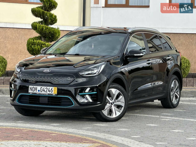 Чорний Кіа Niro, об'ємом двигуна 0 л та пробігом 51 тис. км за 21500 $, фото 17 на Automoto.ua