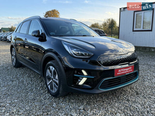 Чорний Кіа Niro, об'ємом двигуна 0 л та пробігом 88 тис. км за 24900 $, фото 25 на Automoto.ua
