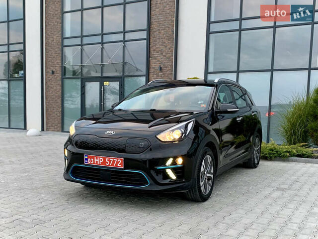 Черный Киа Niro, объемом двигателя 0 л и пробегом 94 тыс. км за 17900 $, фото 72 на Automoto.ua