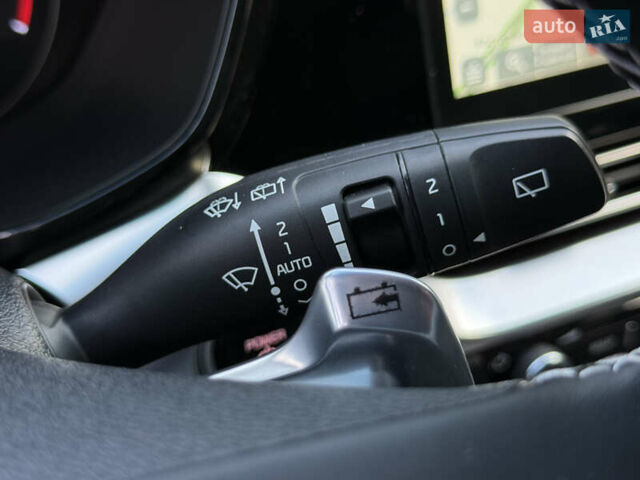 Черный Киа Niro, объемом двигателя 0 л и пробегом 82 тыс. км за 19300 $, фото 76 на Automoto.ua