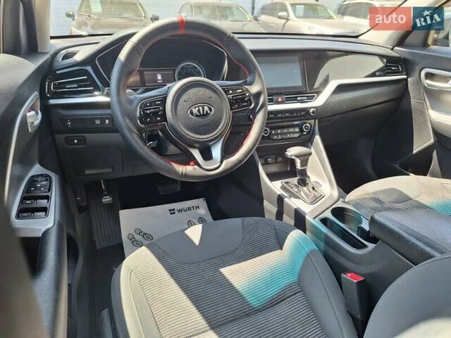 Черный Киа Niro, объемом двигателя 1.58 л и пробегом 112 тыс. км за 19700 $, фото 14 на Automoto.ua