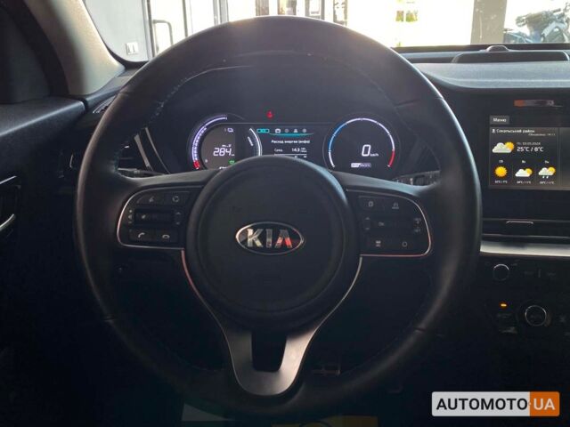 Черный Киа Niro, объемом двигателя 64 л и пробегом 27 тыс. км за 22800 $, фото 18 на Automoto.ua
