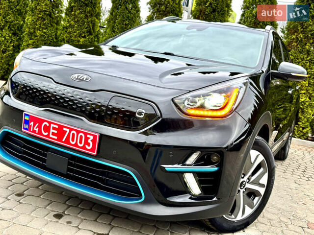Черный Киа Niro, объемом двигателя 0 л и пробегом 136 тыс. км за 19777 $, фото 16 на Automoto.ua