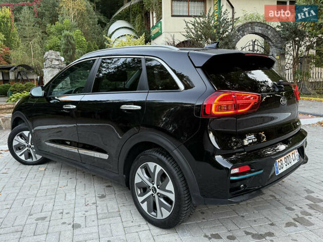 Черный Киа Niro, объемом двигателя 0 л и пробегом 123 тыс. км за 18199 $, фото 17 на Automoto.ua
