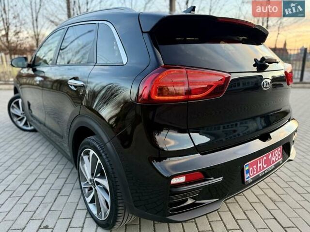 Черный Киа Niro, объемом двигателя 0 л и пробегом 89 тыс. км за 19350 $, фото 15 на Automoto.ua