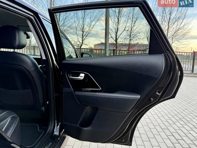Черный Киа Niro, объемом двигателя 0 л и пробегом 89 тыс. км за 19350 $, фото 82 на Automoto.ua