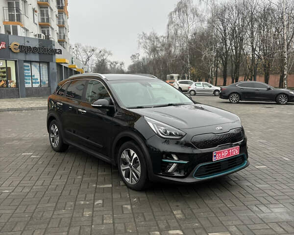 Чорний Кіа Niro, об'ємом двигуна 0 л та пробігом 93 тис. км за 18900 $, фото 1 на Automoto.ua