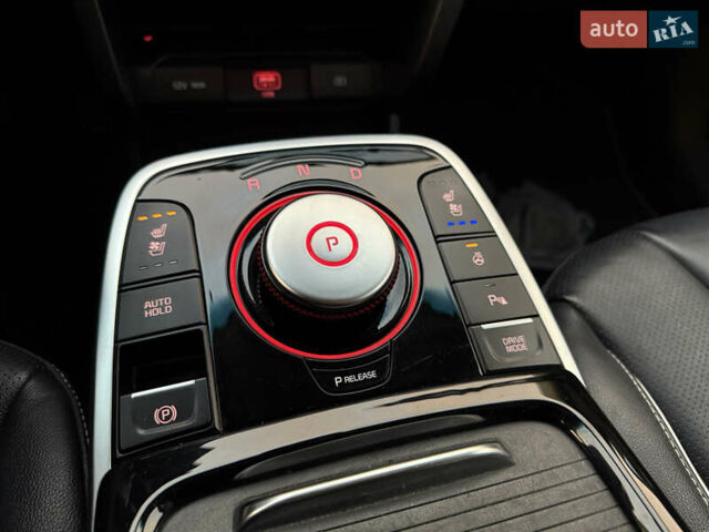 Черный Киа Niro, объемом двигателя 0 л и пробегом 78 тыс. км за 19300 $, фото 27 на Automoto.ua