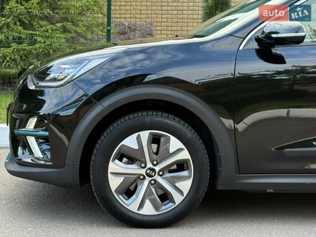 Черный Киа Niro, объемом двигателя 0 л и пробегом 82 тыс. км за 19300 $, фото 37 на Automoto.ua