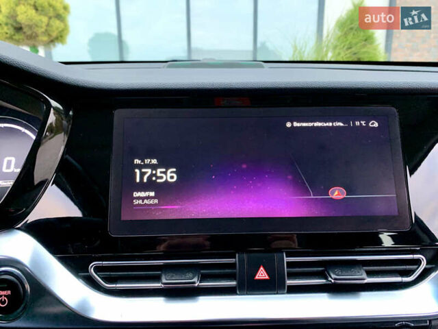 Черный Киа Niro, объемом двигателя 0 л и пробегом 94 тыс. км за 17900 $, фото 106 на Automoto.ua