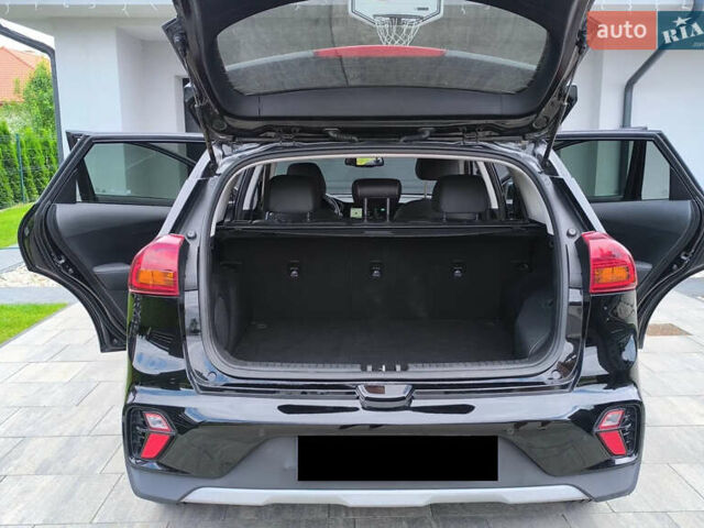 Черный Киа Niro, объемом двигателя 1.62 л и пробегом 45 тыс. км за 4500 $, фото 5 на Automoto.ua