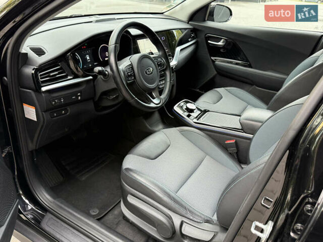 Киа Niro 2021 в Дрогобыче на Automoto.ua Черный Киа Niro, объемом двигателя 0 л и пробегом 123 тыс. км за 17999 $, фото 30 на Automoto.ua
